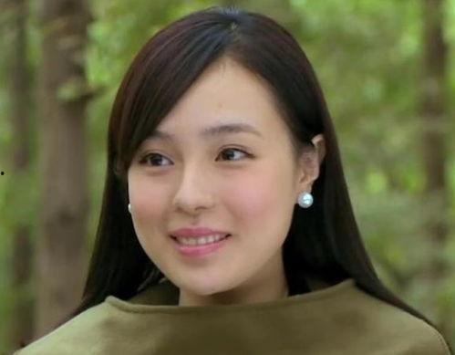 伊丝在线视频,揭秘时尚潮流的视觉盛宴