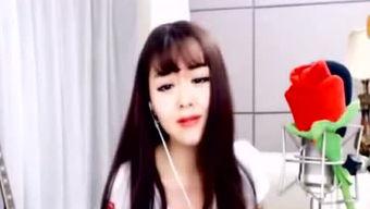 在线视频自拍尤物系列,揭秘网络自拍界的魅力女神